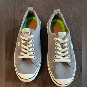Cariuma Grey Suede Sneakers